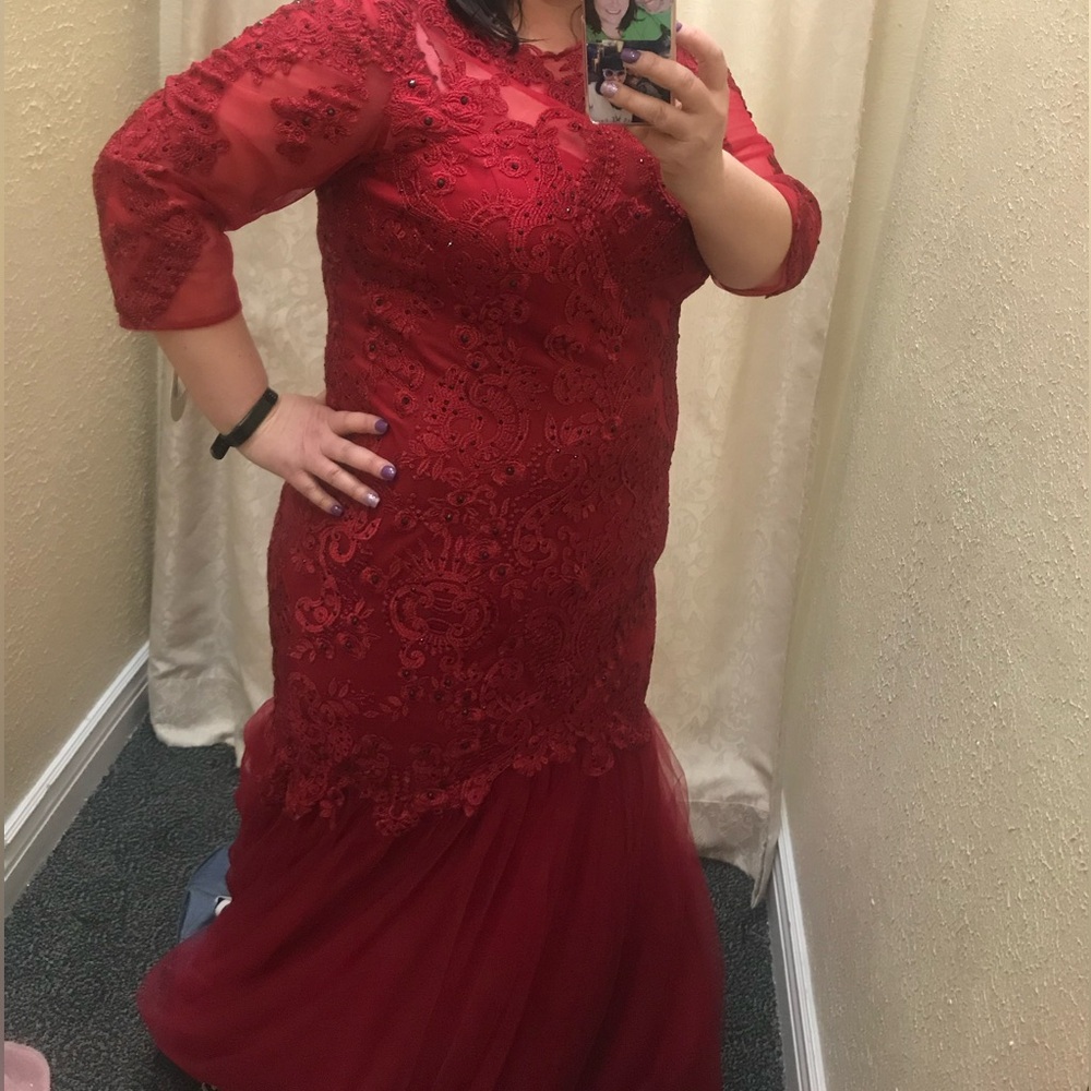 Tease Prom by Sydney’s Closet Style TE1908 size 16 Red Mermaid Gown NWT - Picture 6 of 10